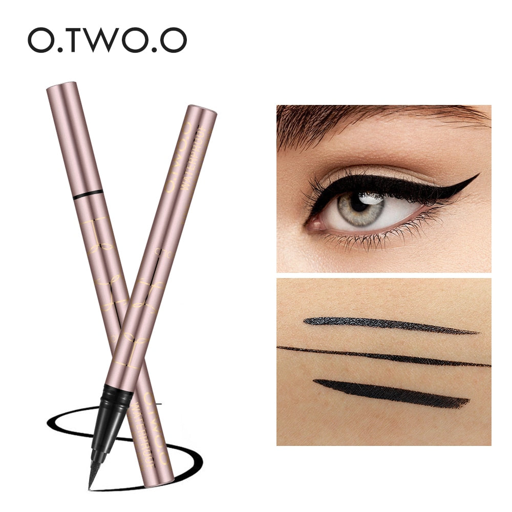 O.TWO.O Black Liquid Eyeliner